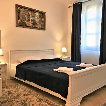 White Wolf Apartment Brasov Exterior photo